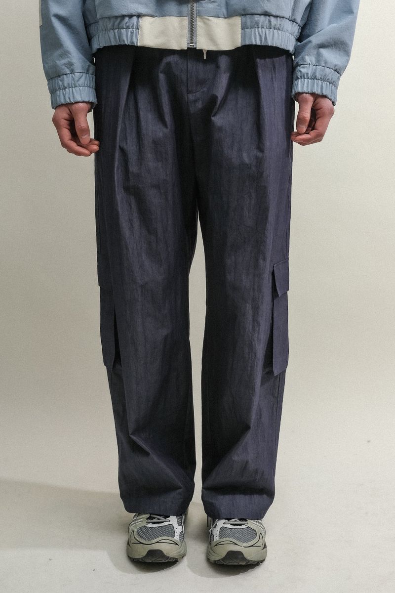 towtow.archive（トゥトゥ アーカイブ）の「UTIL POCKET PANTS - WASHED NAVY（Pants）」