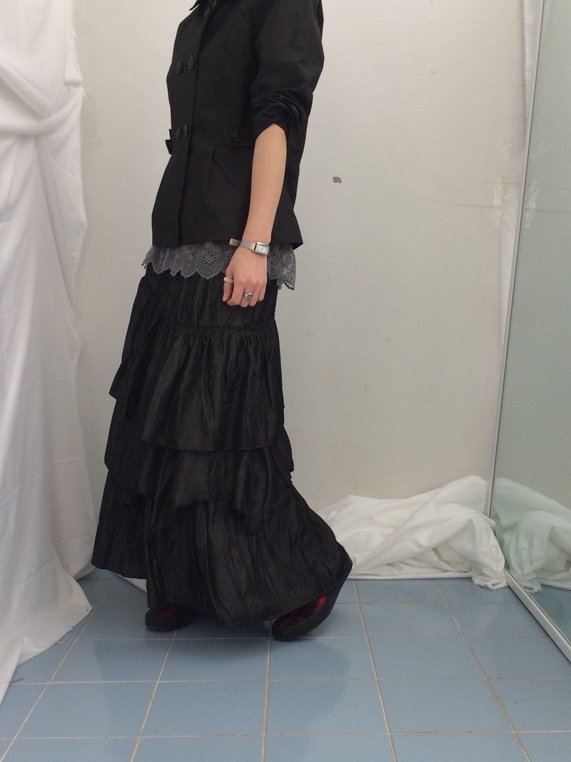 Diagonal Layer Shirring Long Skirt