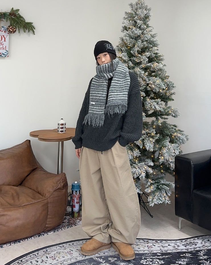 Rupel Haji Round Knit