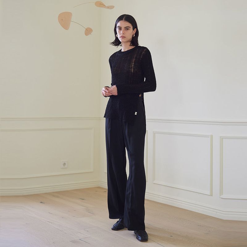 TMO BY 13MONTH（ティーエムオーバイサーティーンマンス）の「ONE TUCK SLACKS (BLACK)（Pants）」