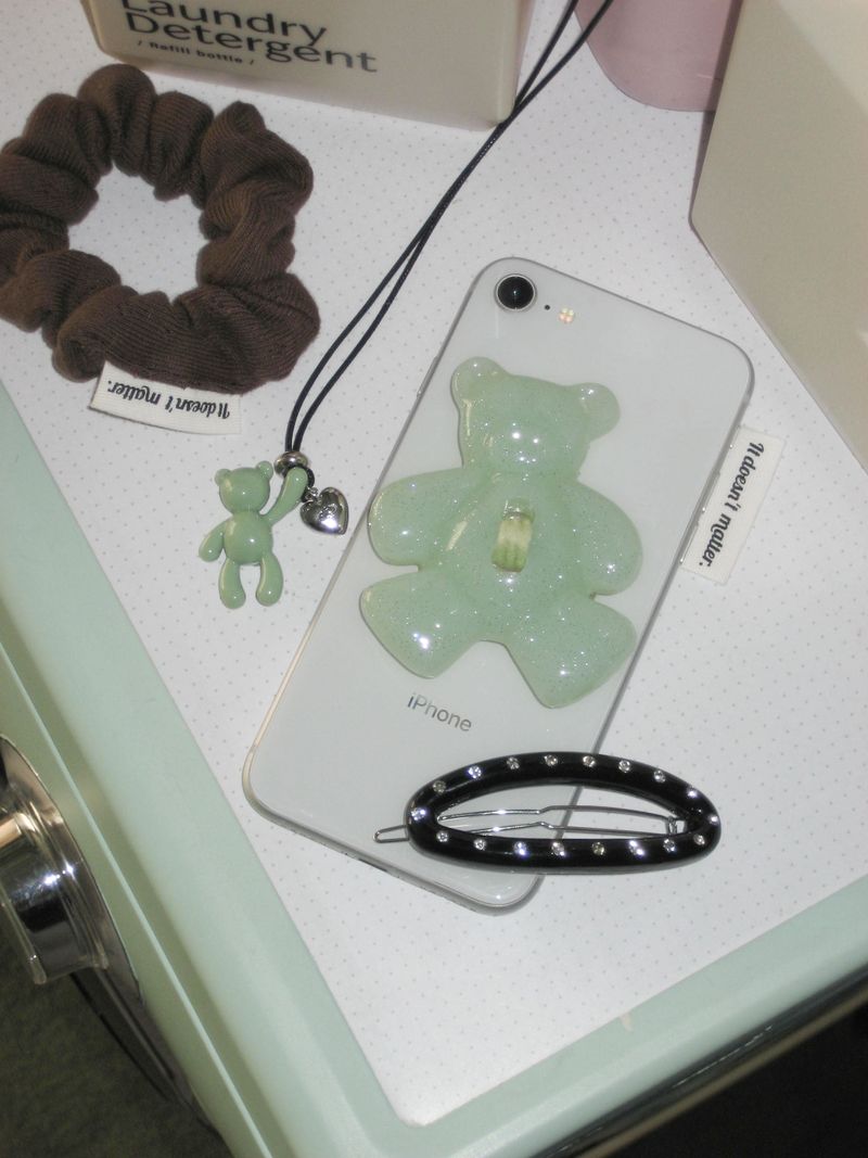 [Formica] Bear hug necklace (Mint)