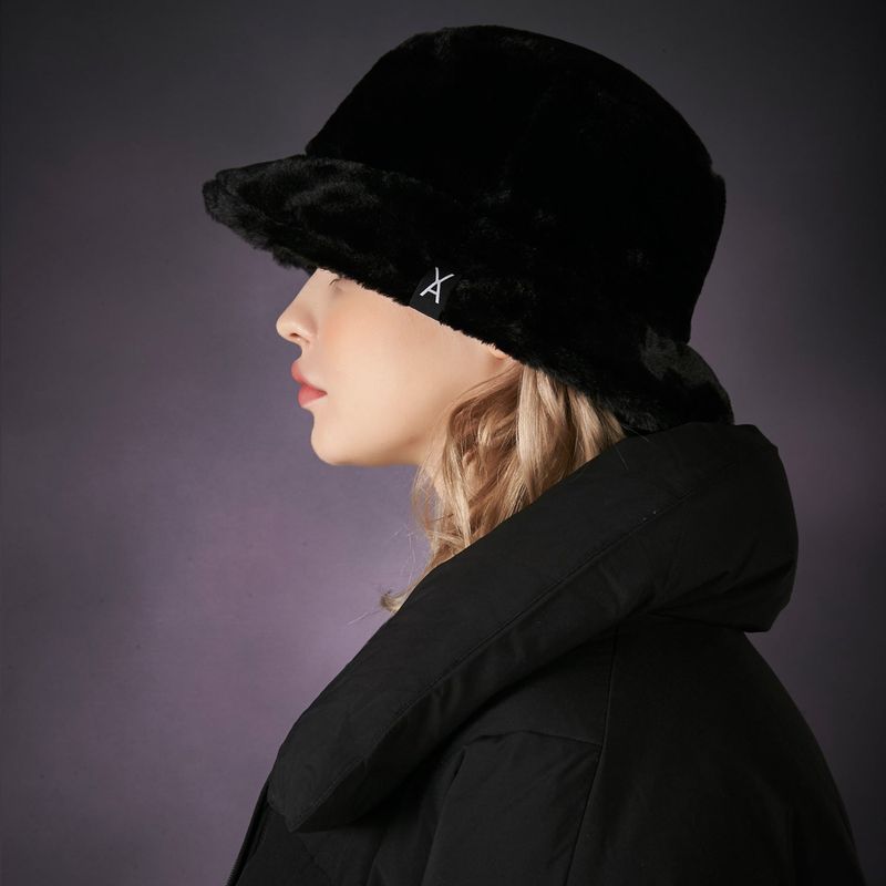Fur logo point bucket hat BLACK