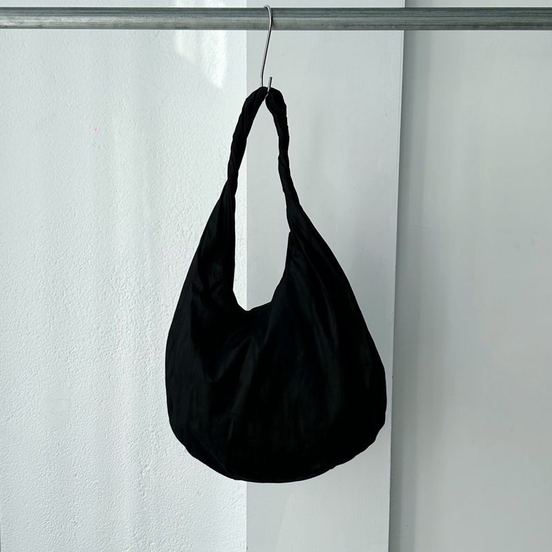 Twist Cloud Bag