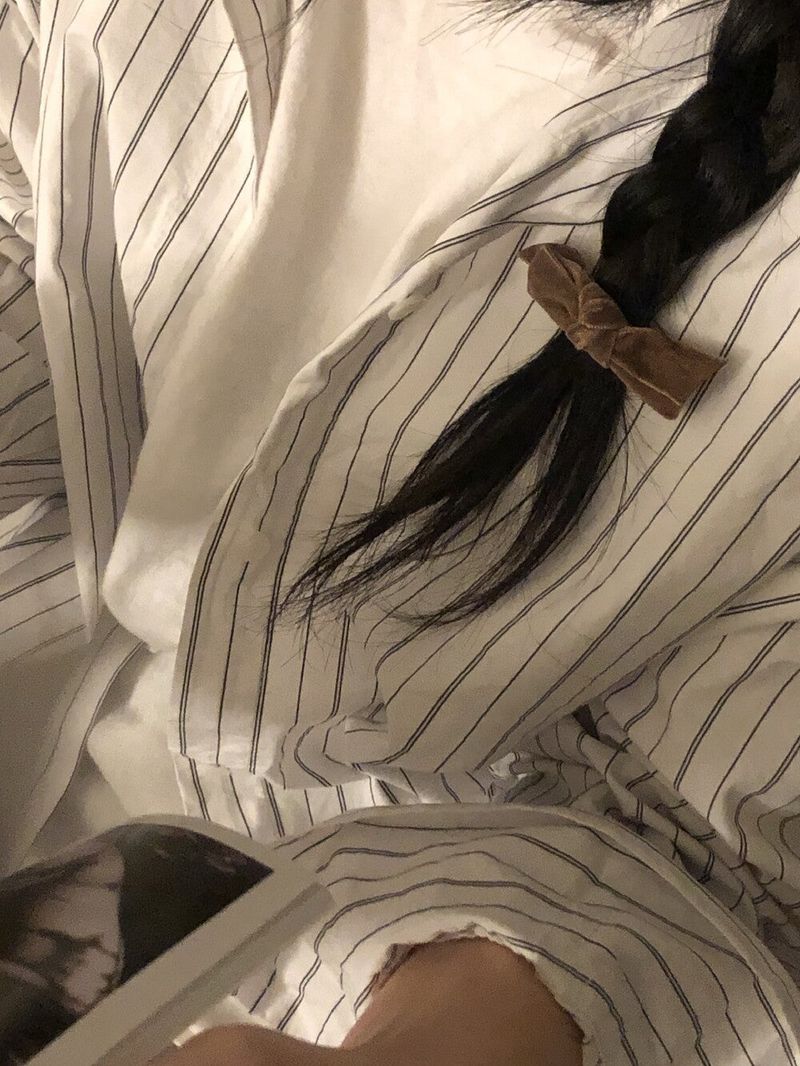  (MADE) Velvet ribbon pin
