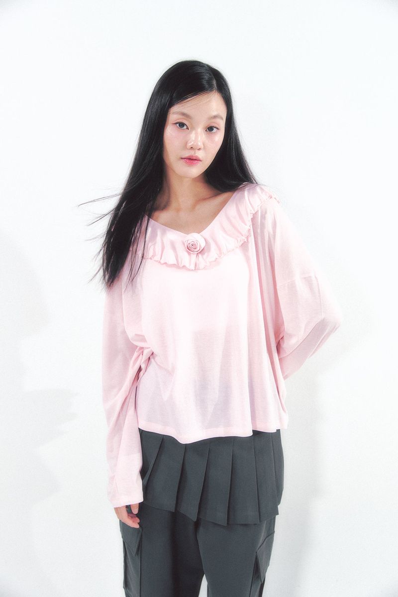 Rose Brooch Frill Long Sleeve Pink