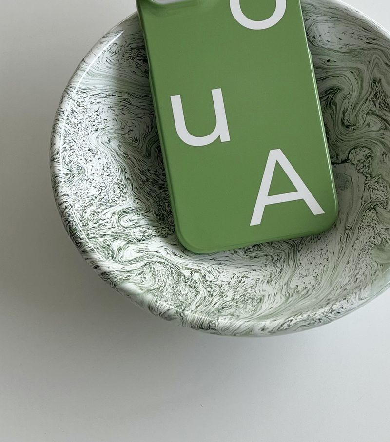 emotion case (green)