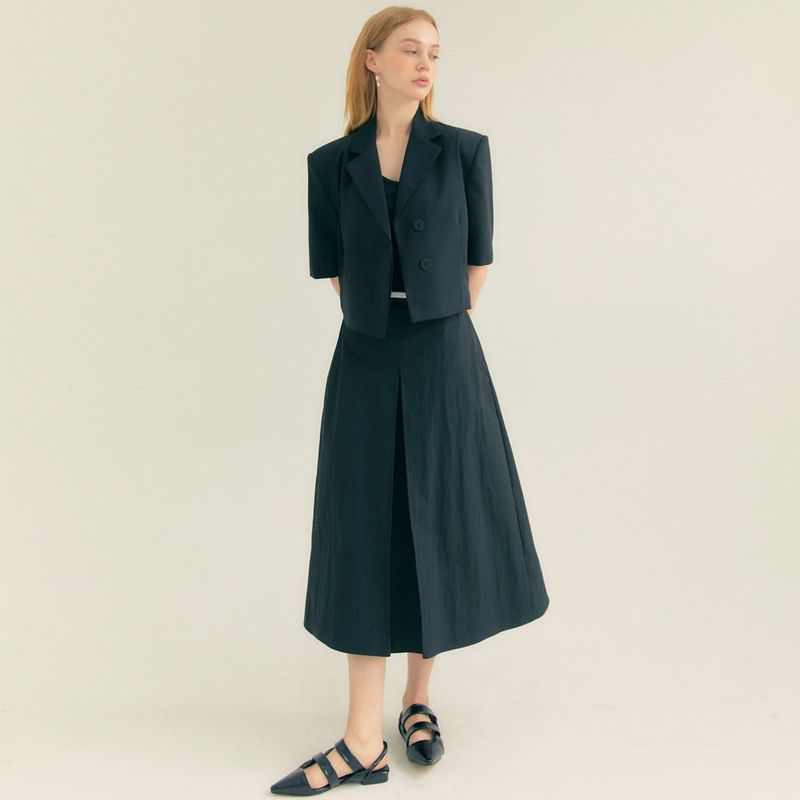 Cotton Pleats A-Line Long Skirt (Black)