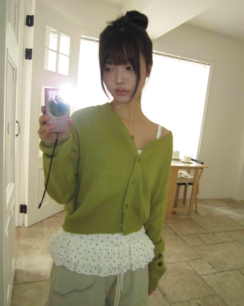 Hunin Basic V-Neck Knit Cardigan