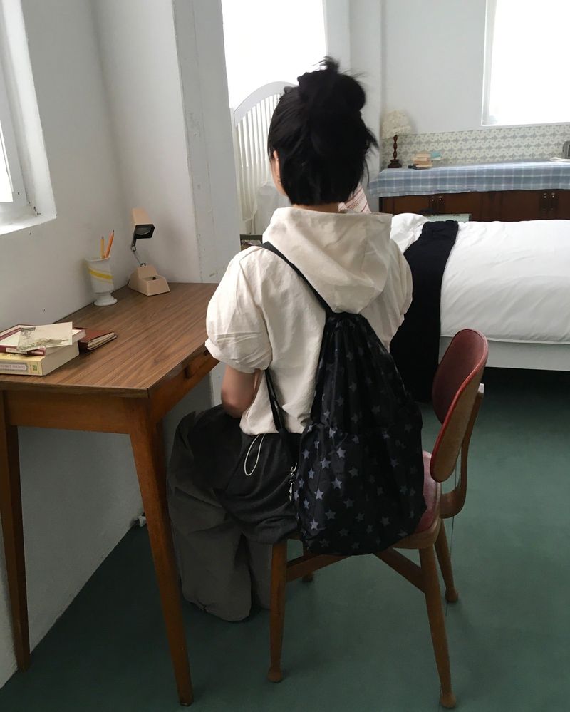 Staring backpack