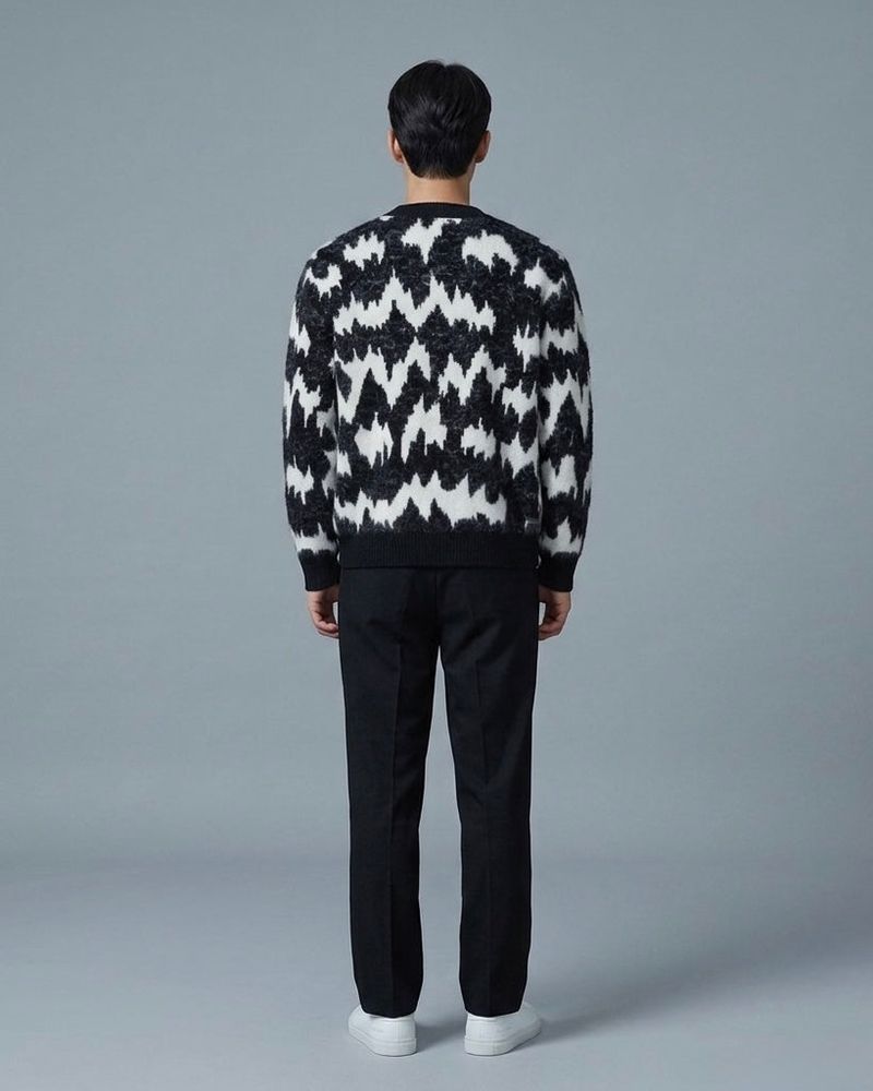  Black & Ivory Pattern Cardigan