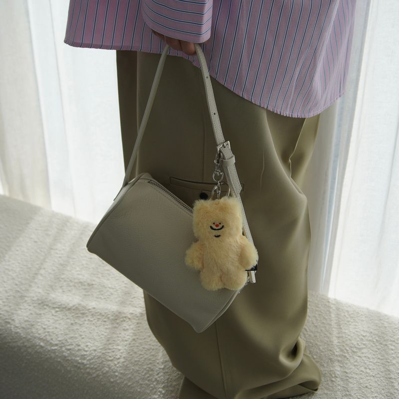 tuteogi yellow doll keyring