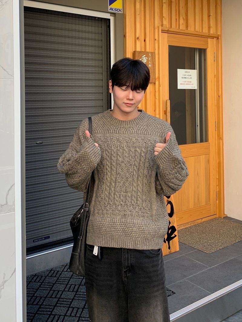 Try embossed twist knit
