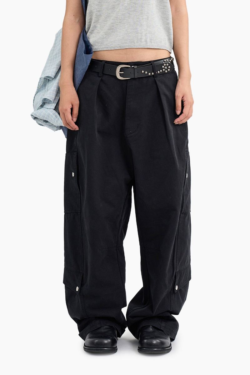 Star stud leather belt