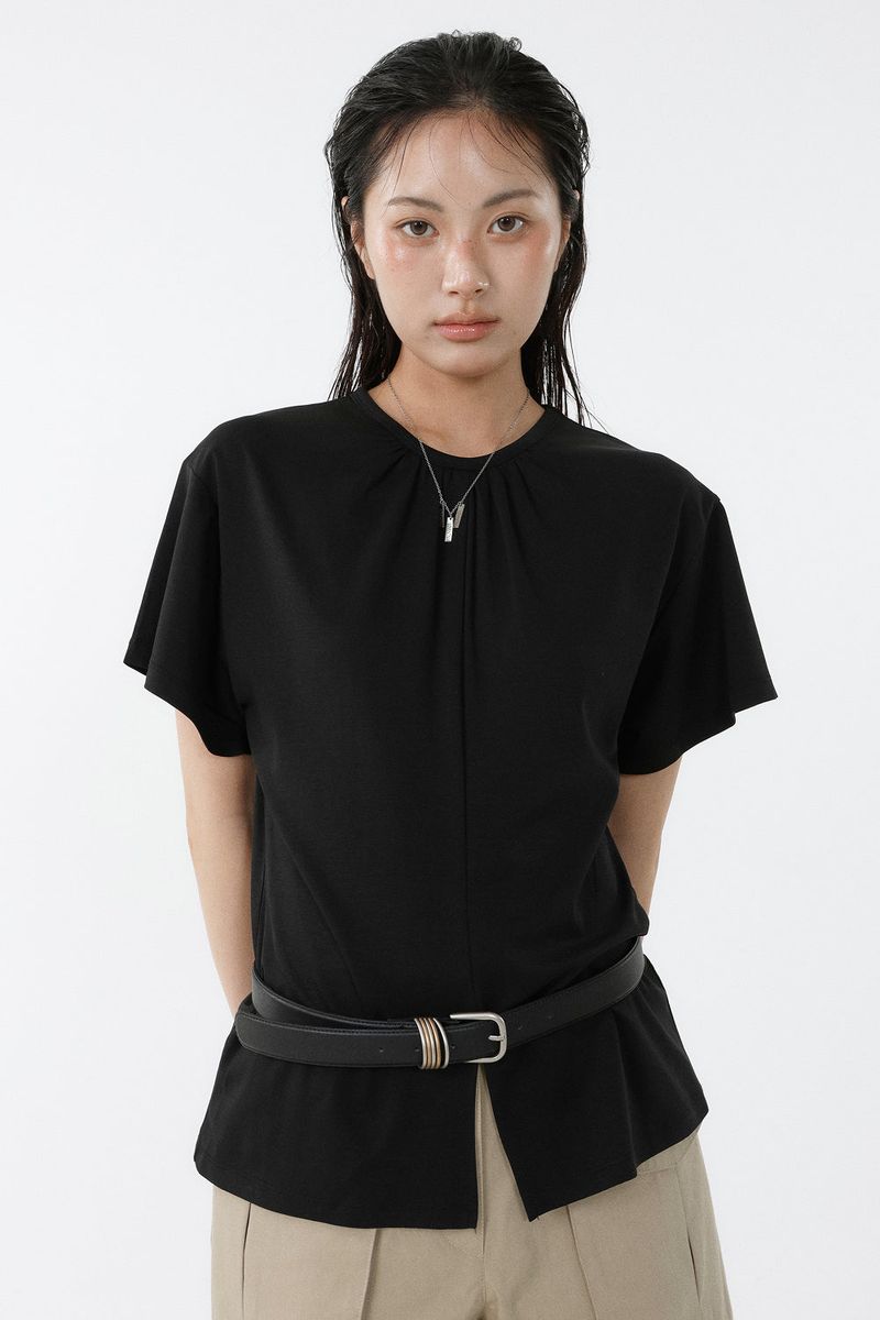 Loventina（ラヴェンティナ）の「SHIRRED ROUND TOP_BLACK（Tops）」