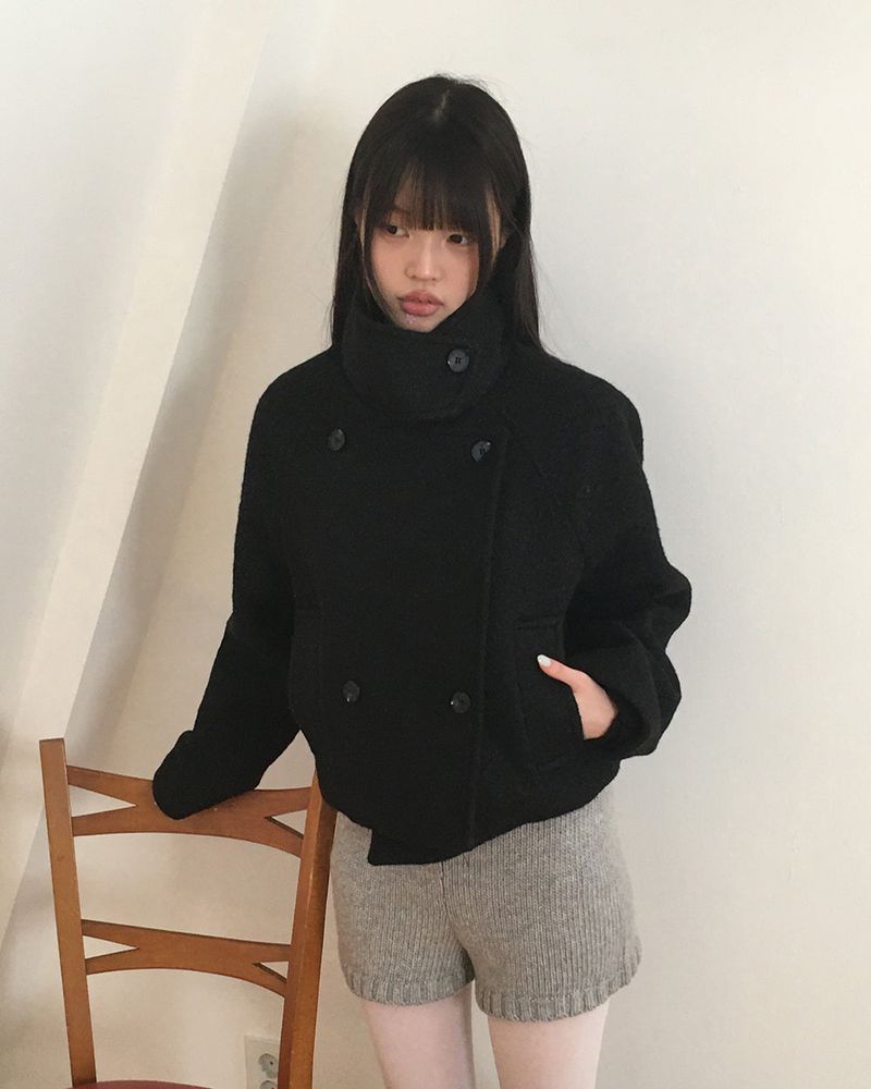 Emon Boucle Double Two-Button High-Neck quilted Short Coat