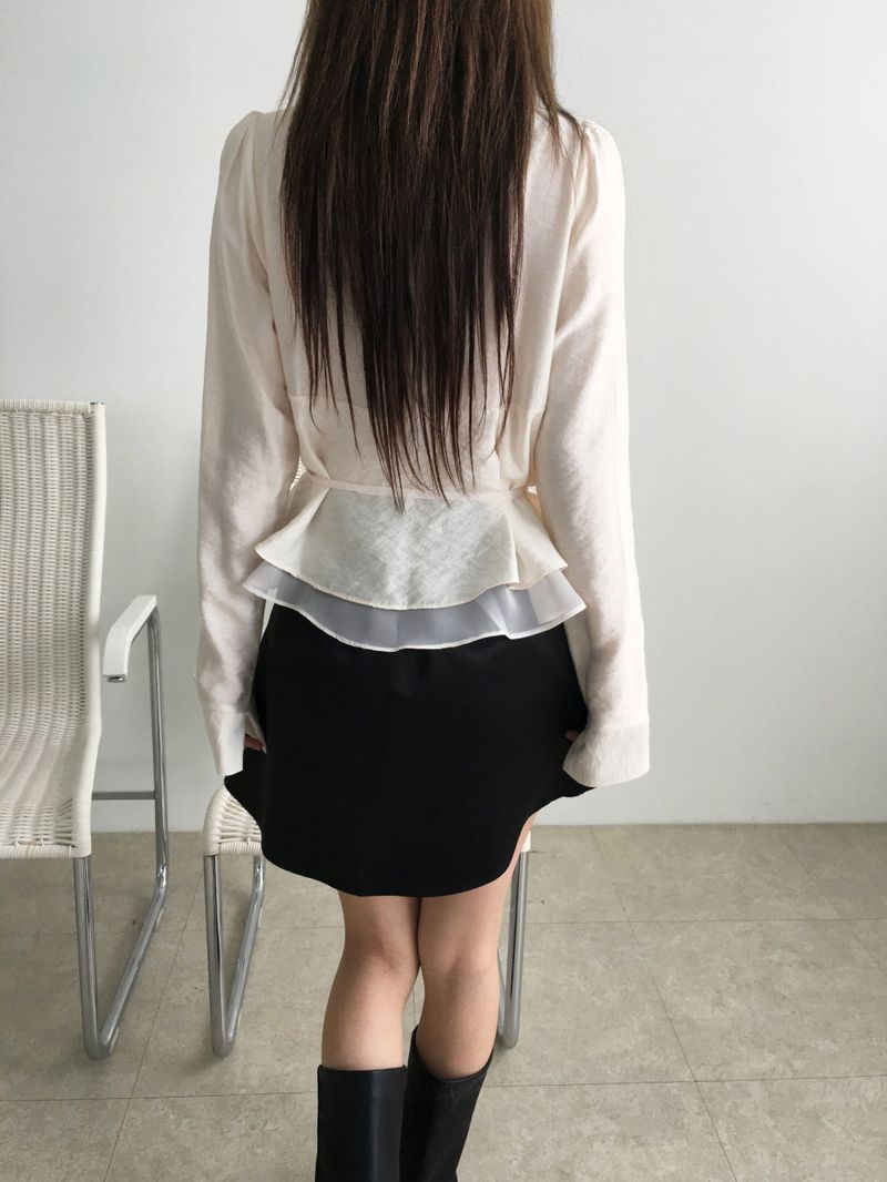 Rabit scarf blouse