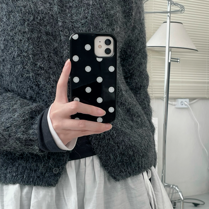 22 dot case - black