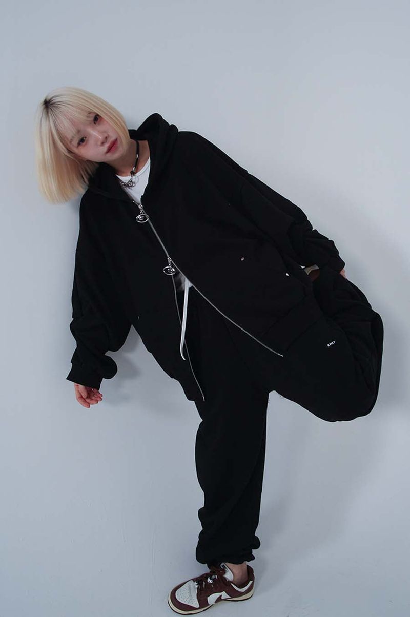 2WAY LOGO TWIST STUD HOOD ZIP-UP_BLACK
