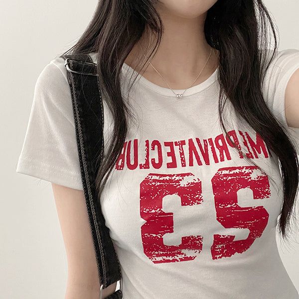 Rika number lettering short sleeve tee
