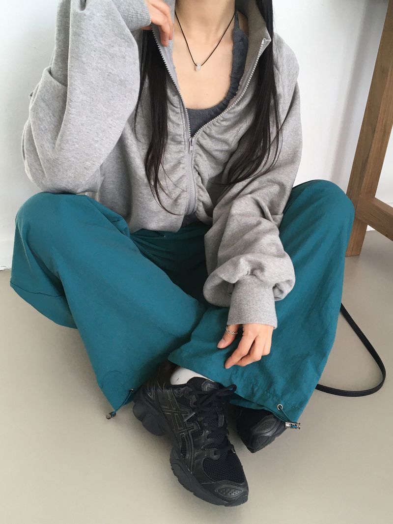 Fringe shirring pleated high neck zip-up