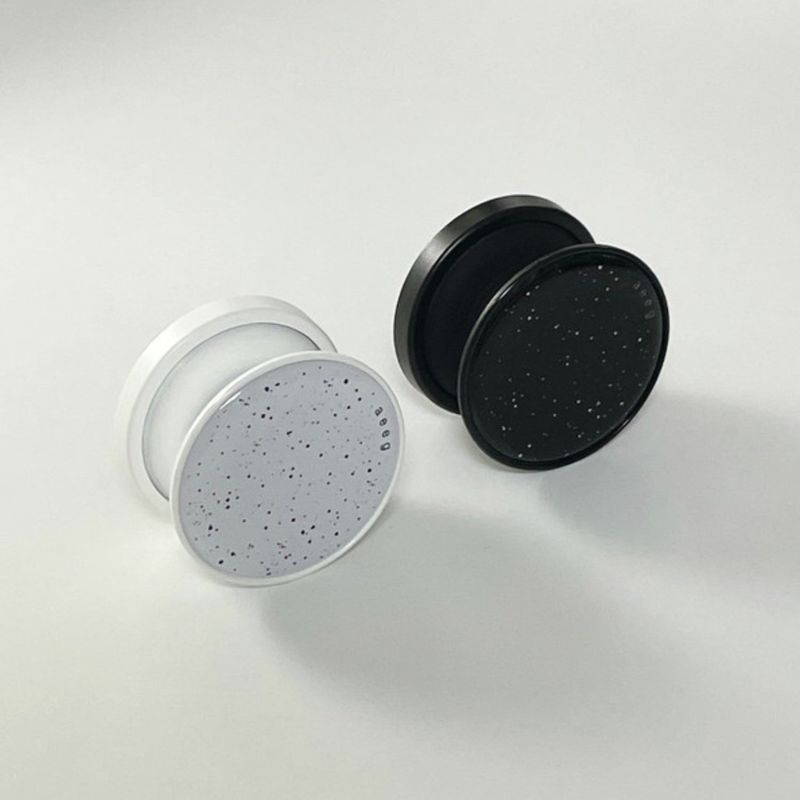 aeeg（エイグ）の「quail eggs tok（Smartphone Accessories）」
