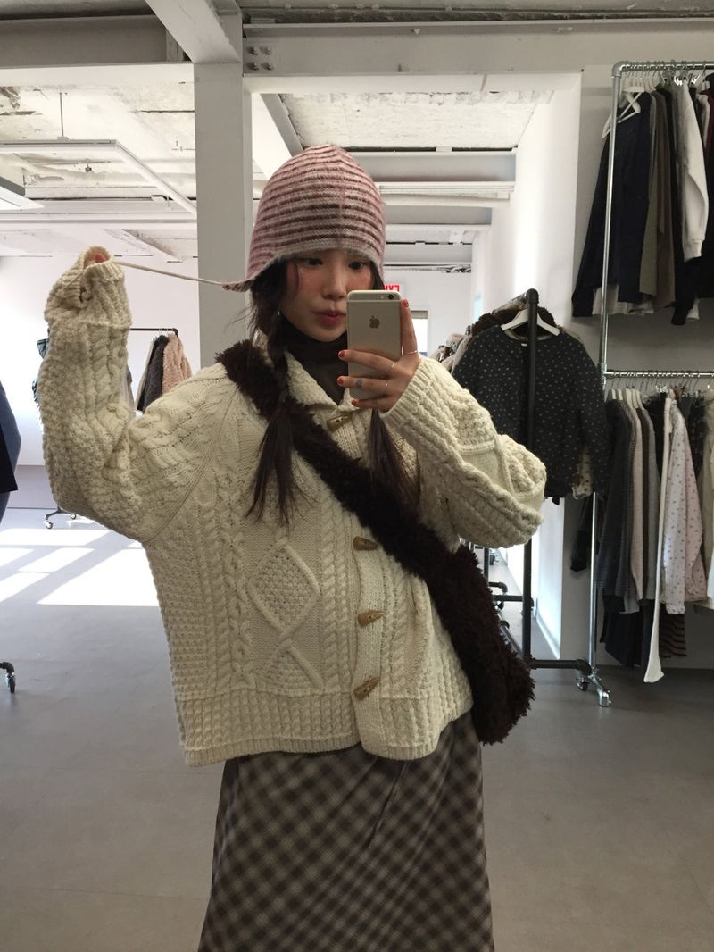 Twist Duffle Knit Cardigan (1color)