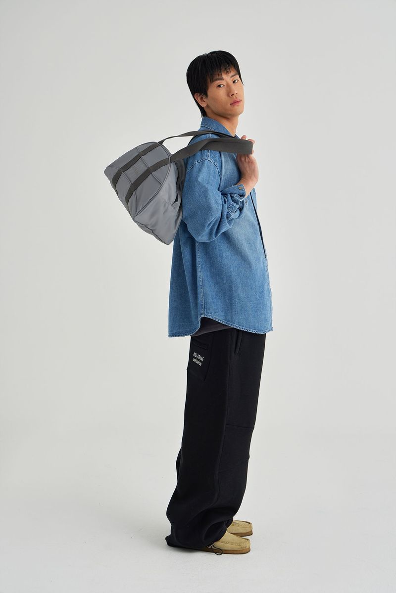 TYPO EMBROIDERY SHIRTS [DENIM]