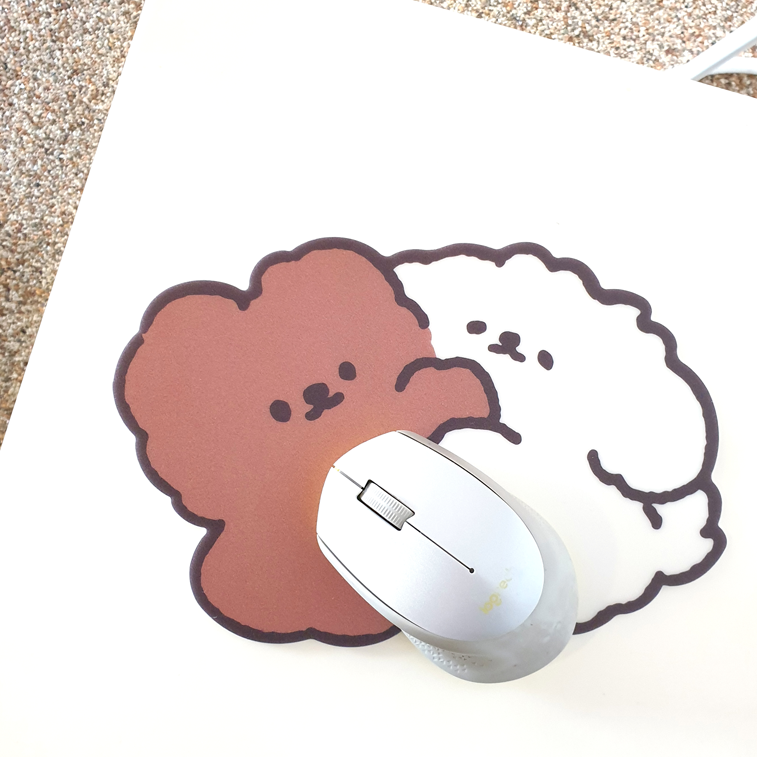 PERMS（パムズ）の「マウスパッドハグ（Smartphone Accessories）」