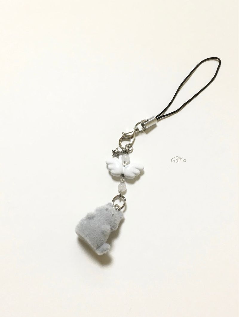 Angel cat keyring