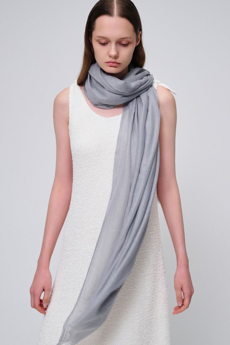 IRN scarf_grey