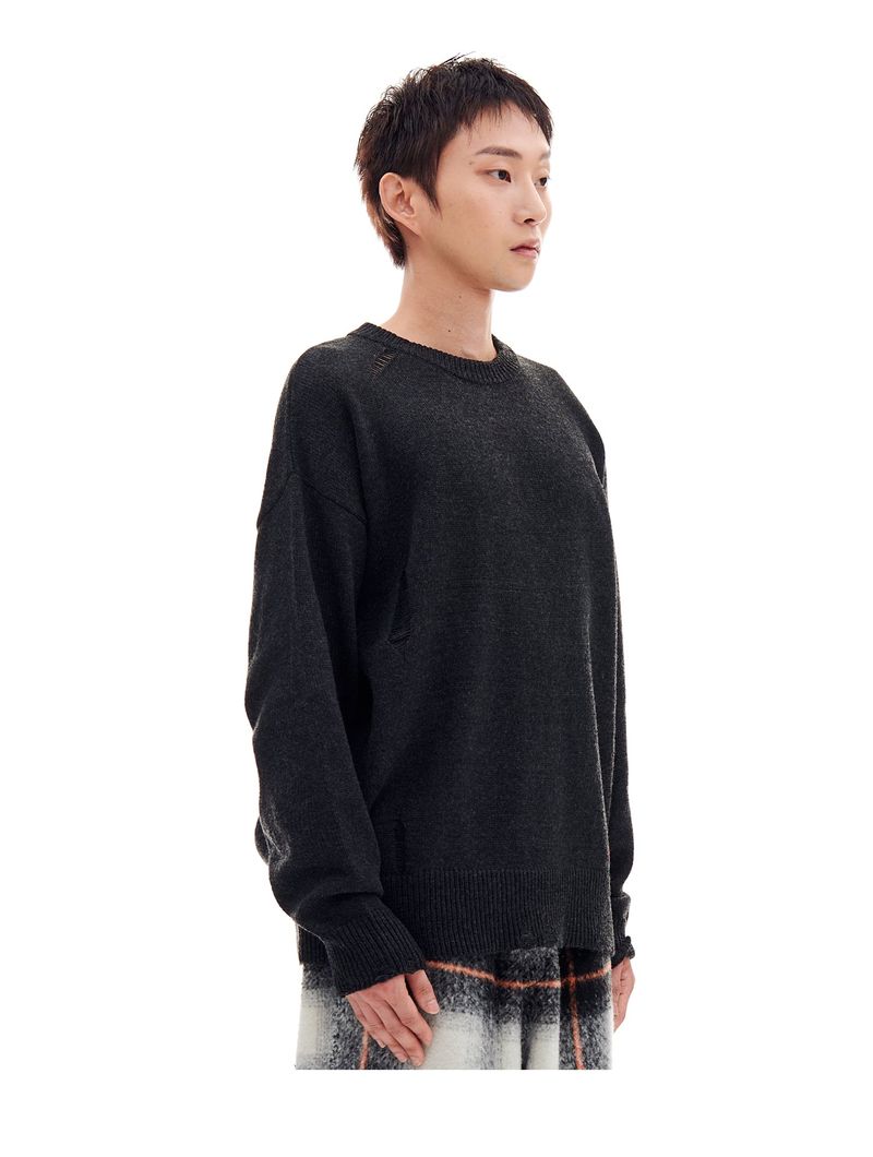 DAMAGED KNIT (CHARCOAL)