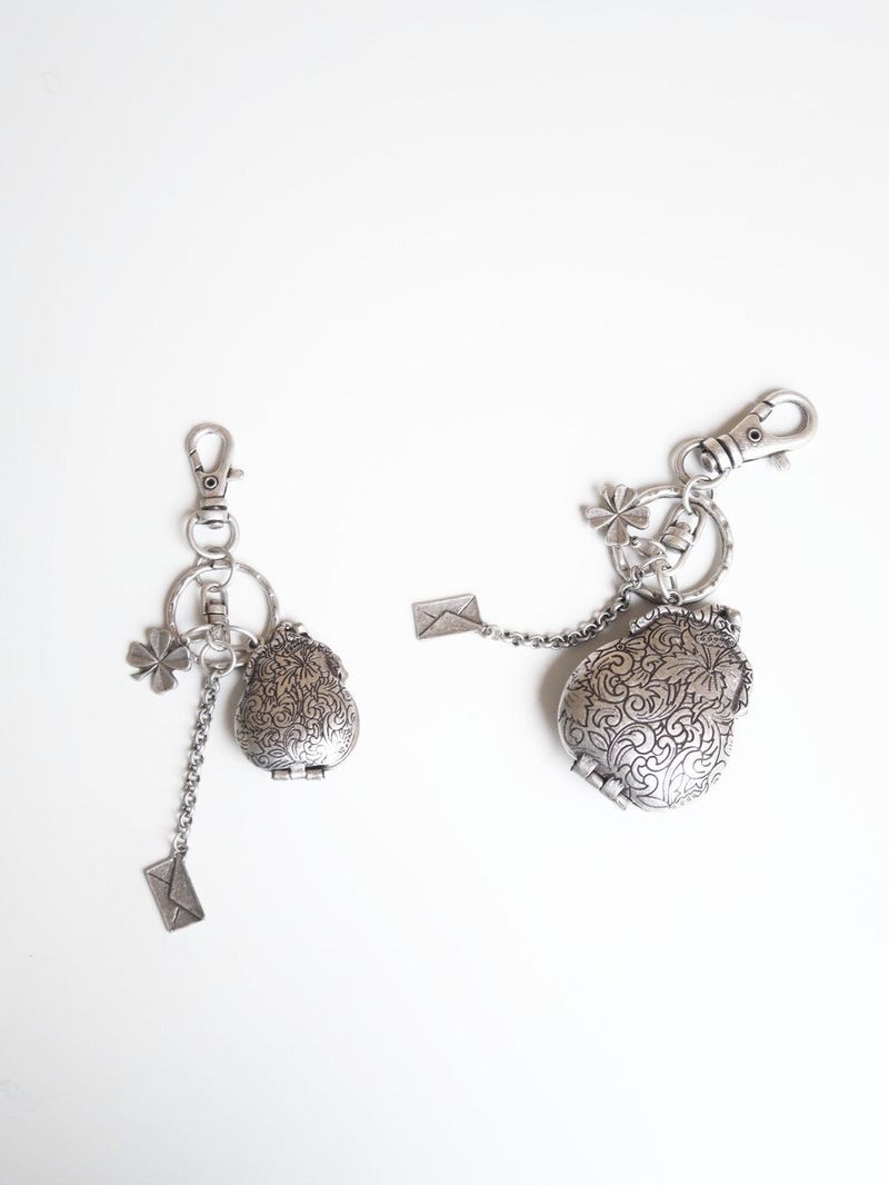 lucky bag keyring (2t)