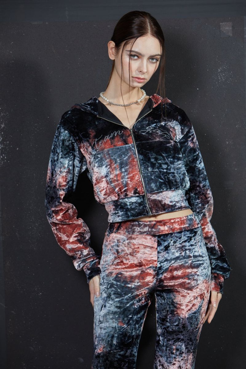 DYEING VELVET HOOD