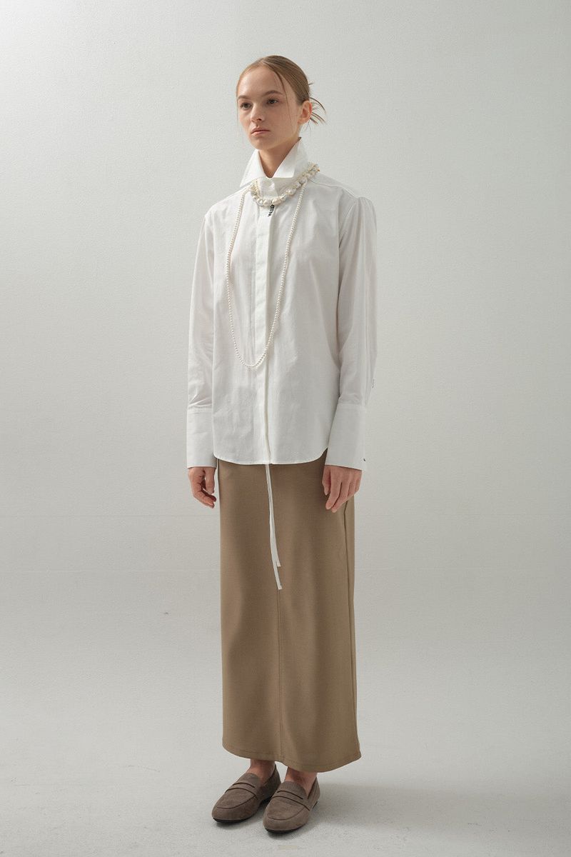 Hidden Embroidery Stitch Shirt_White
