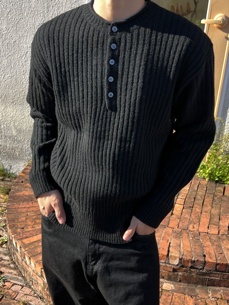 Stoic Henley-Neck Wool Knit (4 Colors)