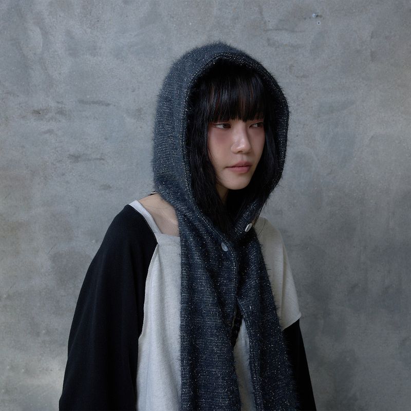 MISTY GLITTER HOODED SCARF