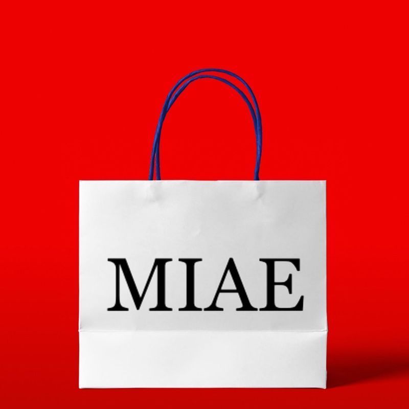 MIAE(ミアイ)の「2024 WINTER LUCKY BOX (MIAE) (Lucky Bags)」