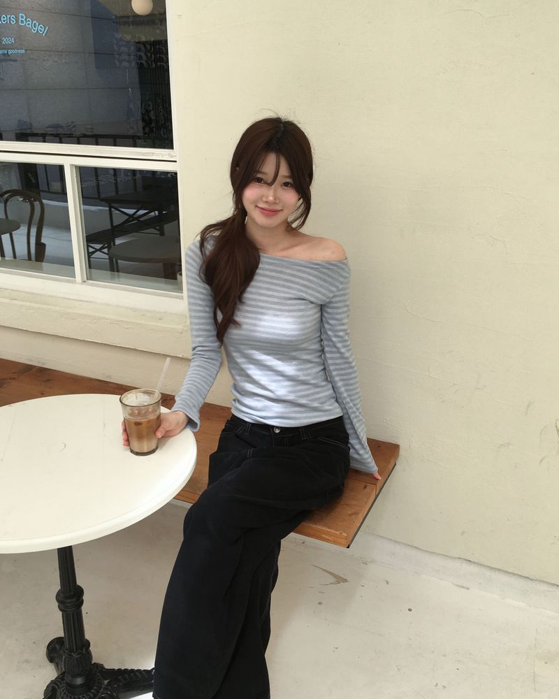 Stripe boat neck T