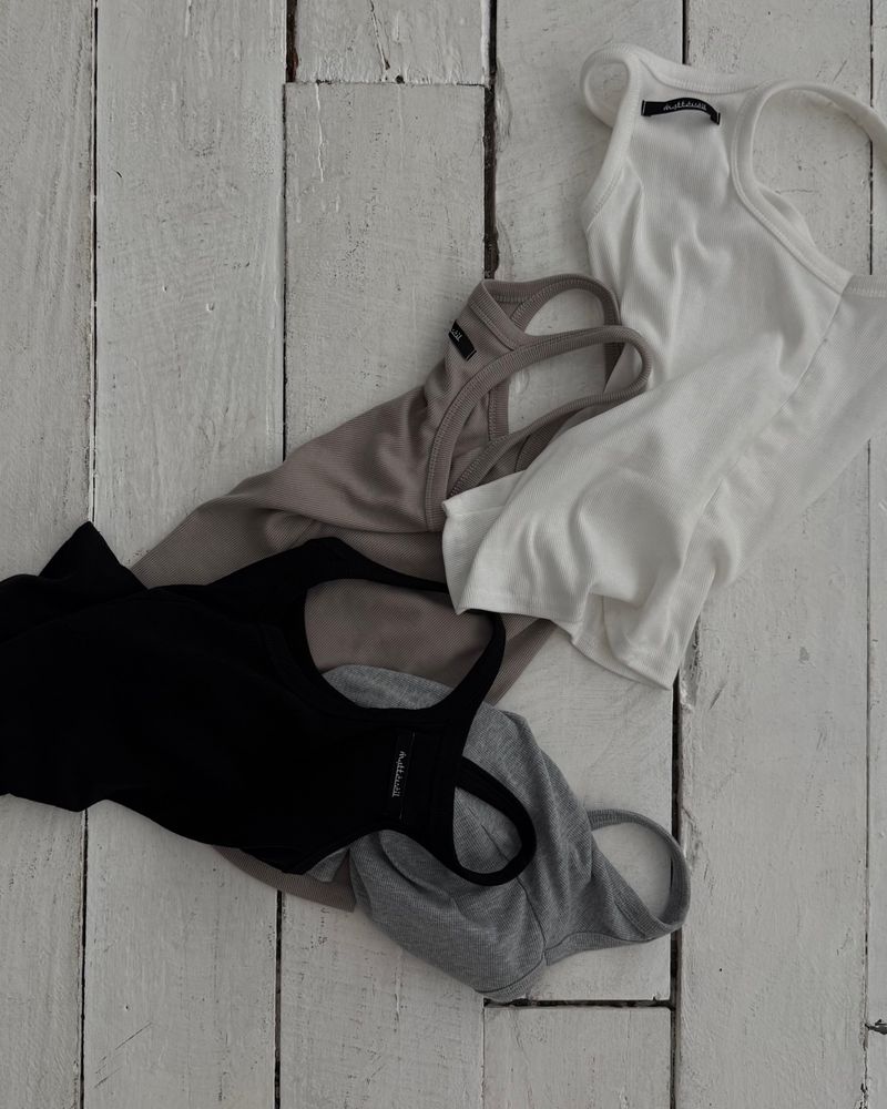 Veil Sleeveless