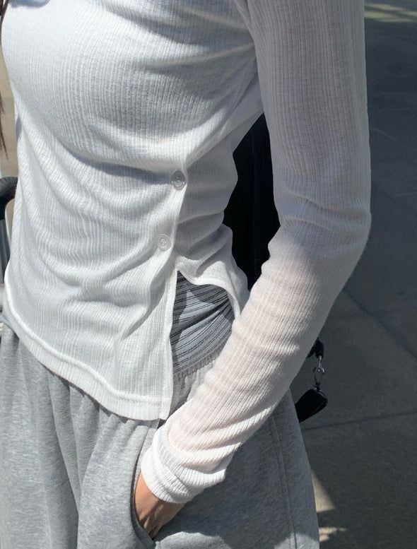 Digo See-through Side Two-Button T-Shirt