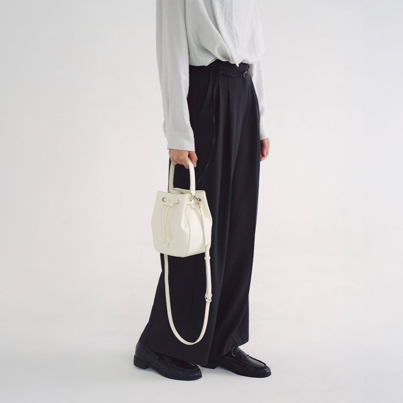 Mirel Bucket Bag Small lvory