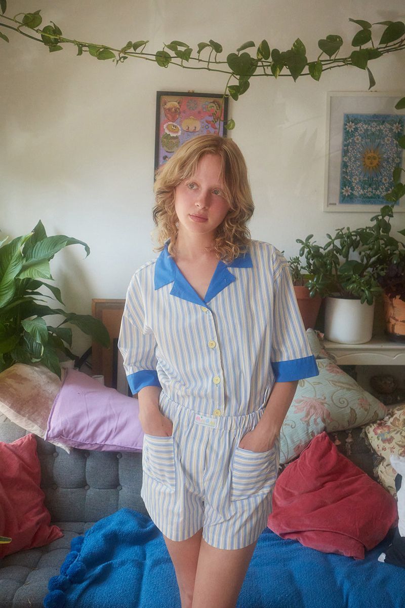 MMOM(エムエムオーエム)の「Blue Village Shorts(Pants)」