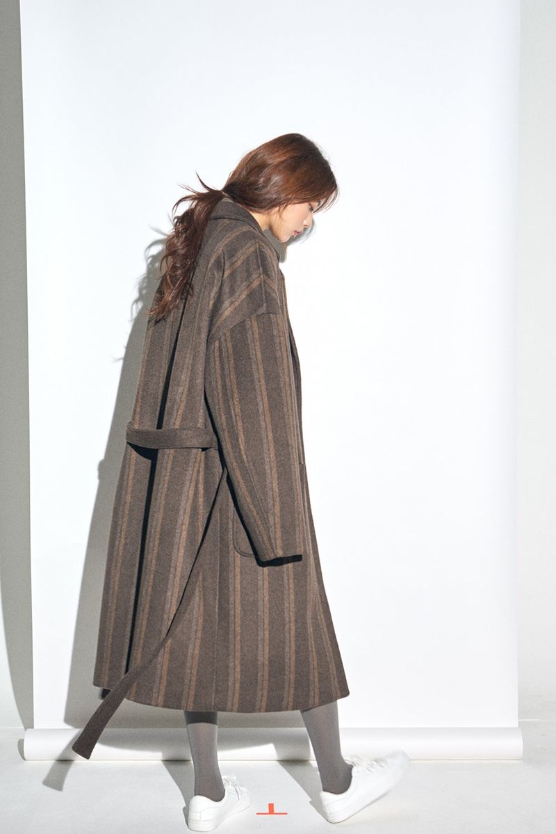 STRIPE COMBINATION WOOL ROBE COAT (Brown)