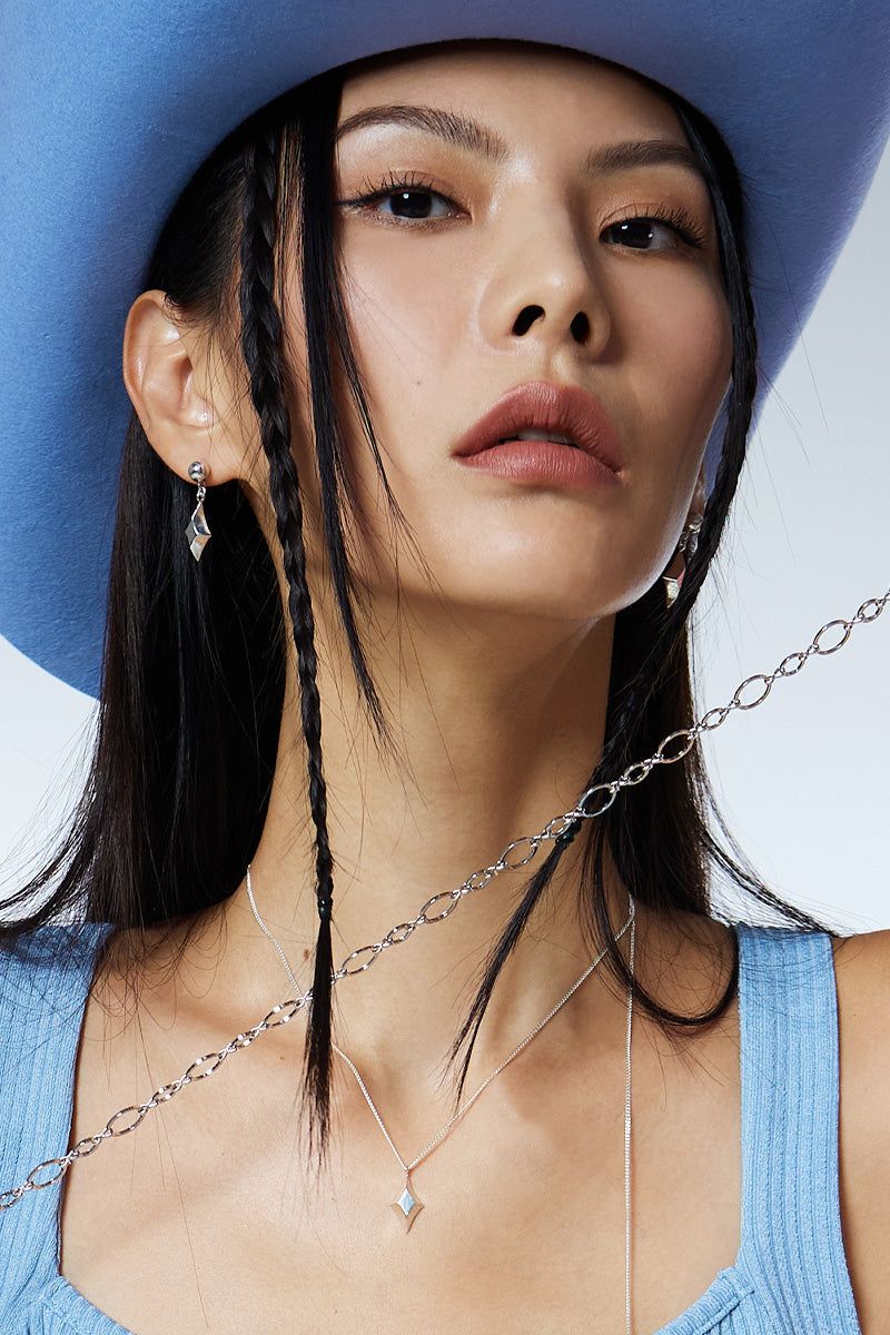 ニューシャインスタードロップピアス