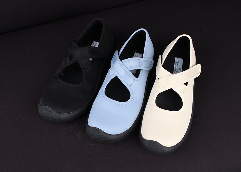VELCRO SNEAKERS