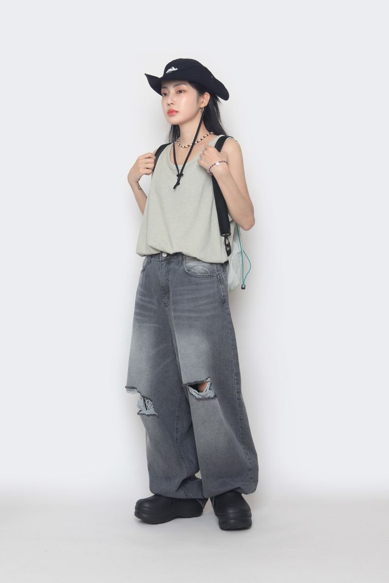destroyed balloon denim pants