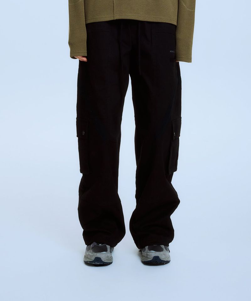 ARCHIVE BOLD（アーカイブボールド）の「MULTI UTILITY CARGO PANTS (BLACK)（Pants）」