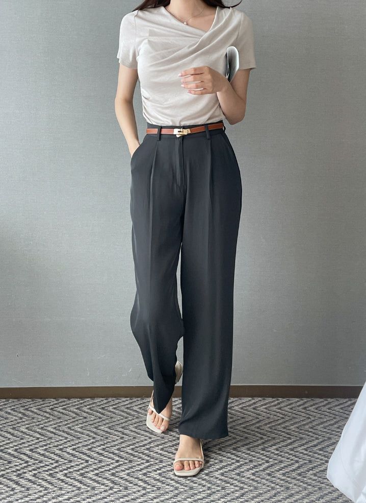 iam mari（アイアム マリ）の「Light Cool Pintuck Wide Slacks（Pants）」