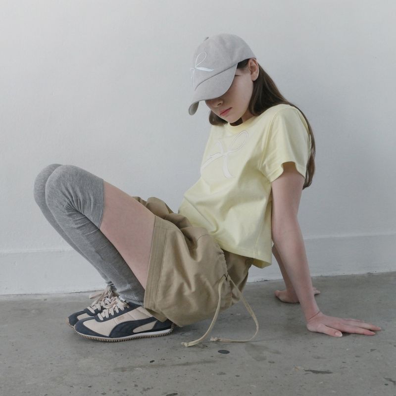 Yellow Ribbon Semi-Crop T-Shrit