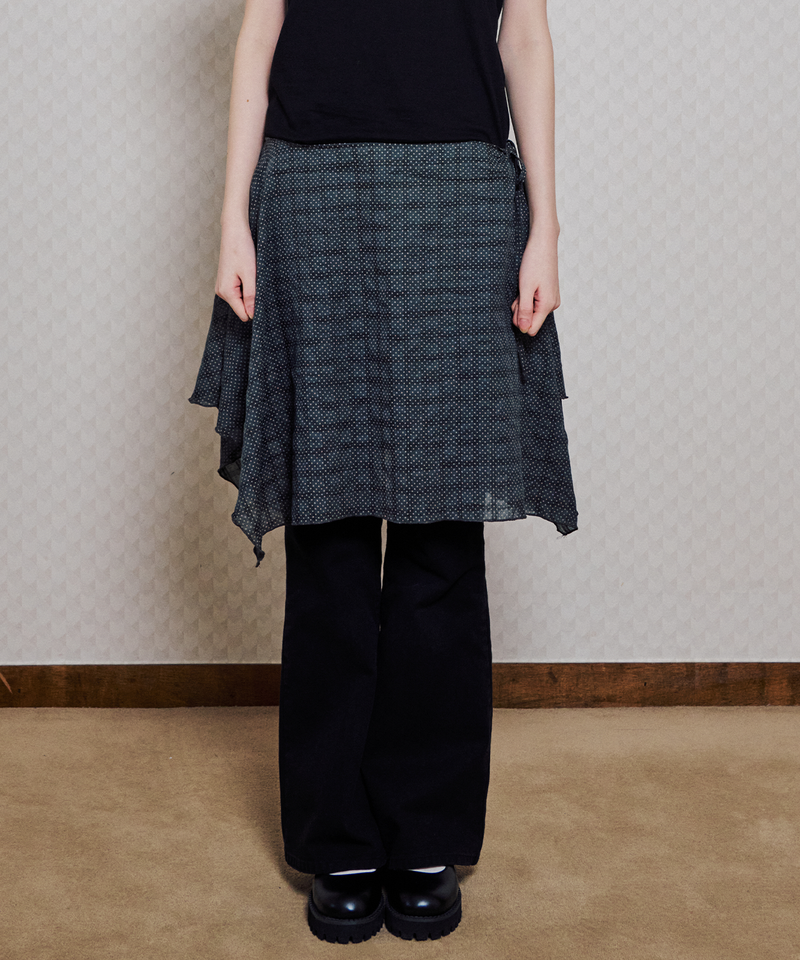 ITZAVIBE（イッザバイブ）の「GRAY DOT&CHECK LAYERED WRAP MIDI SKIRT（Skirts）」
